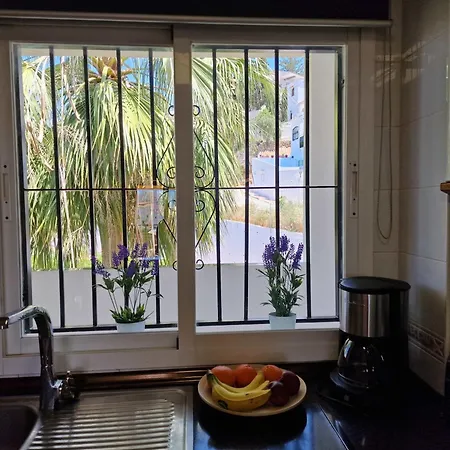 Shr062 Two Bedroom Valparaiso In *